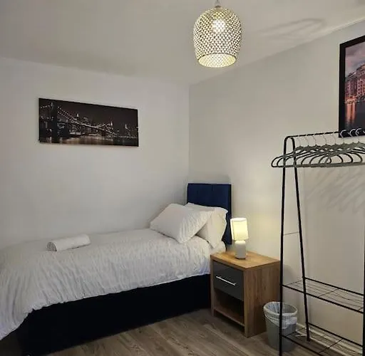Chic Urban Gem - 3 Min From Duddeston Station