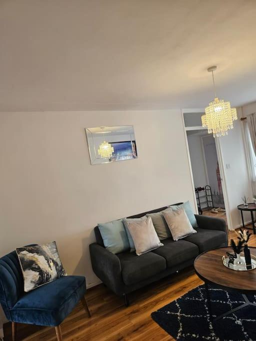 Сasa de vacaciones Chic Urban Gem - 3 Min From Duddeston Station *