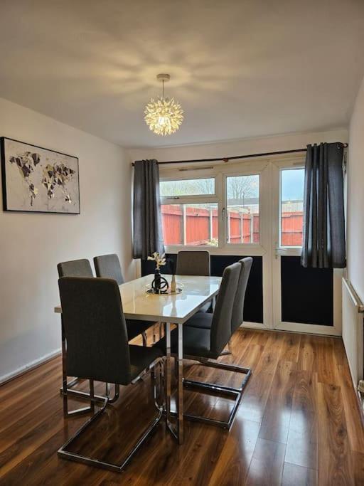 Chic Urban Gem - 3 Min From Duddeston Station * Birmingam