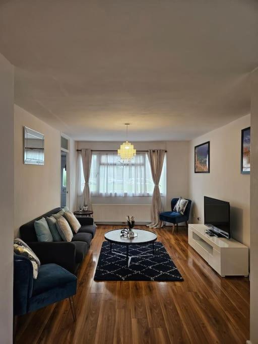 Chic Urban Gem - 3 Min From Duddeston Station * Birmingam