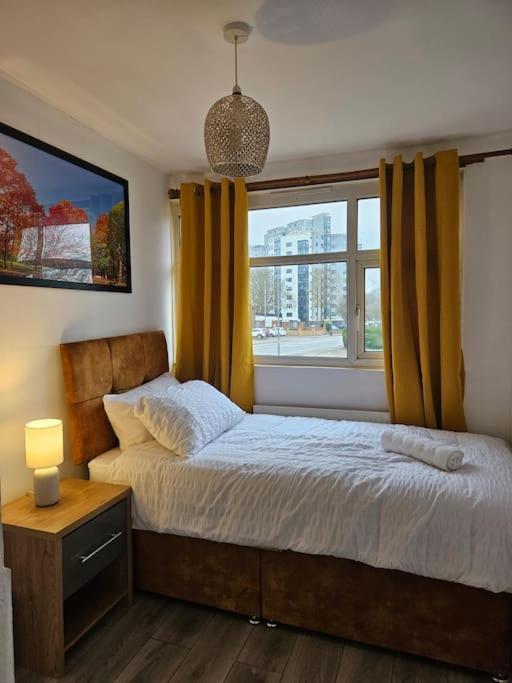 Сasa de vacaciones Chic Urban Gem - 3 Min From Duddeston Station *